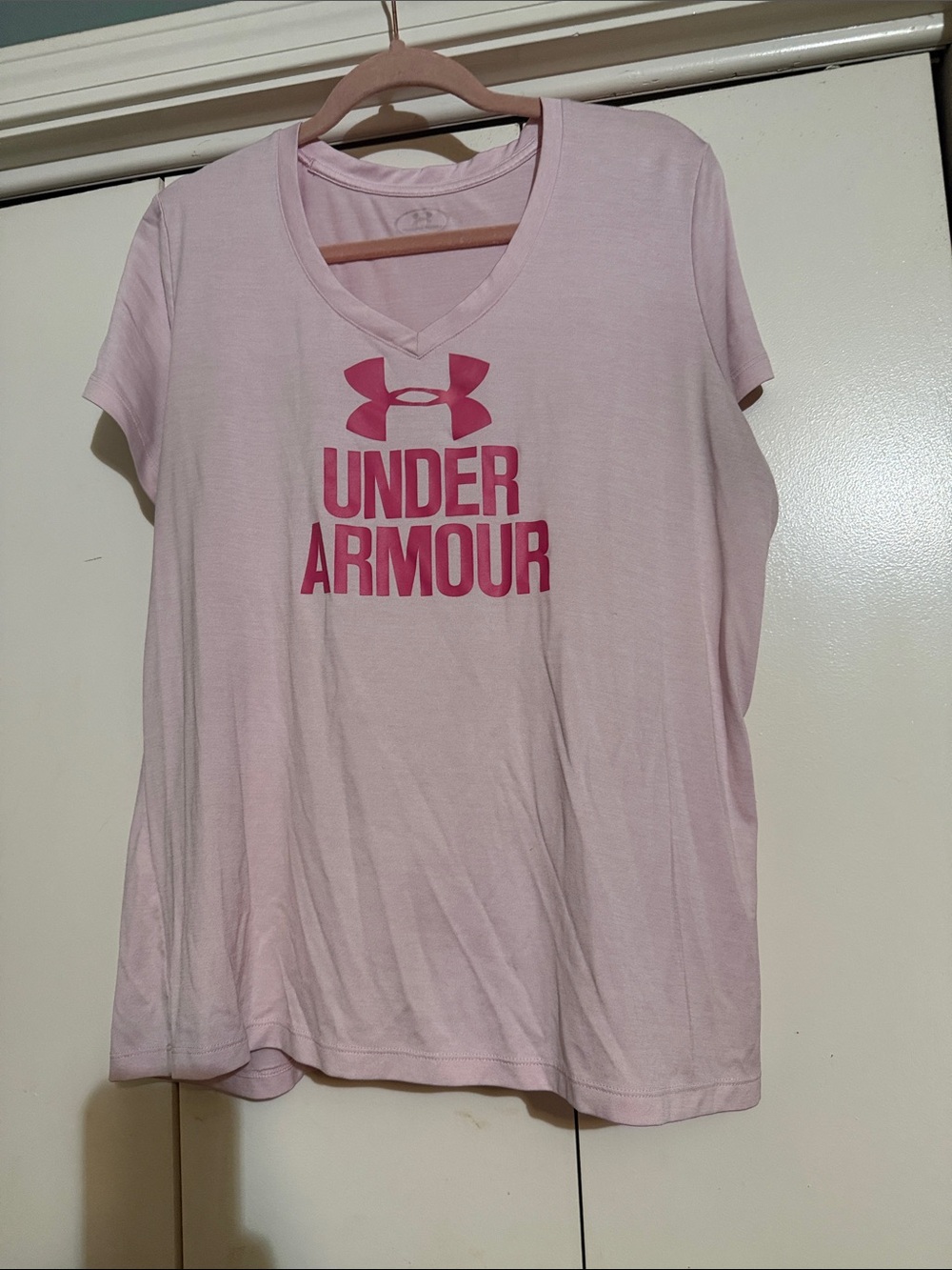 Under Armour Light Pink V-Neck Logo Tee with Bold Chest Print
